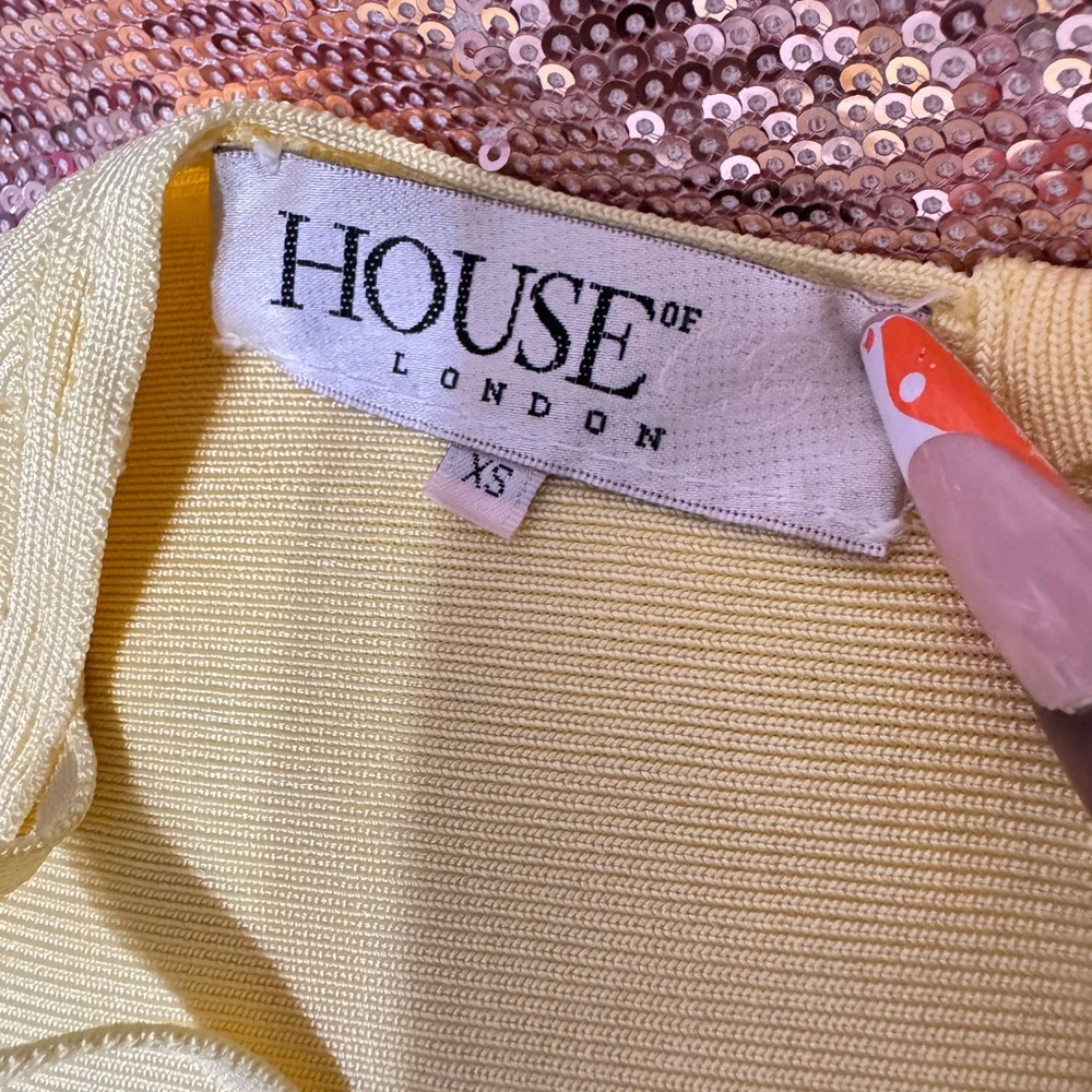 House Of CB Giacomina Elegant Yellow Bandage Dress - Picture 6 of 17